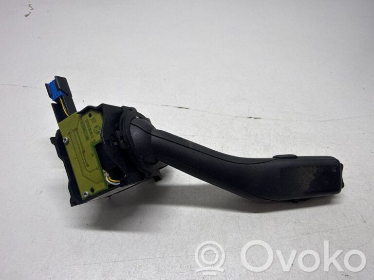 bcce26838aee804e5b8bd682ab3f6671-aaa4035c62ddf69d6426d059725273bb_wiper_control_stalk