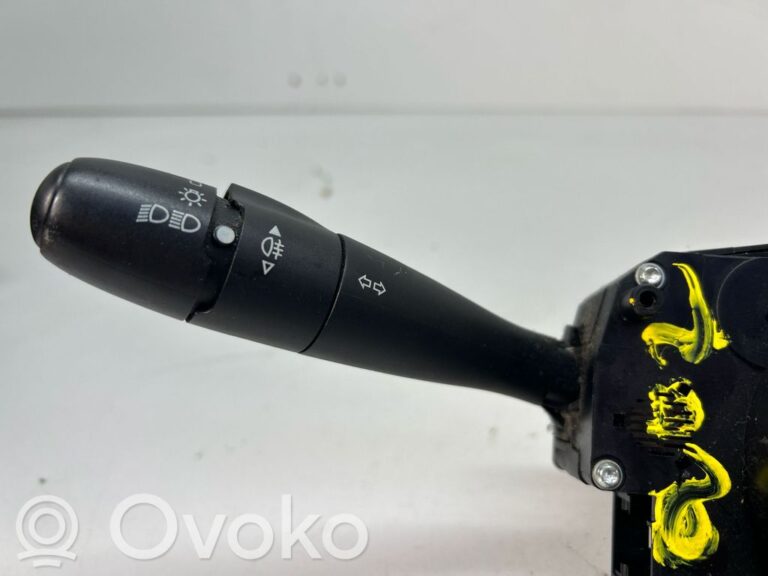 cf96e4153cc3048076e98d95c6086b32-bd8d8b57f0080571916449254e12b43e_wiper_turn_signal_indicator_stalk_switch