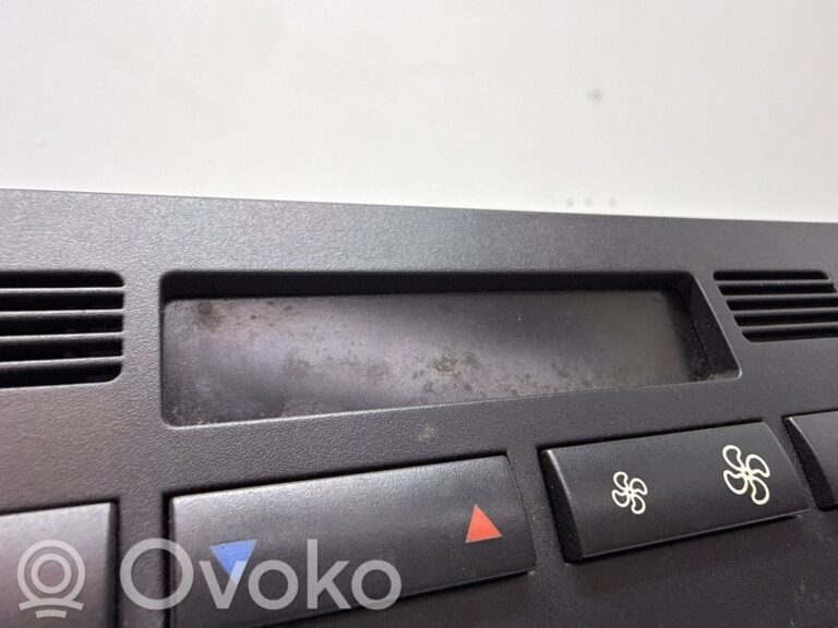 d55f3c2b09be3274f7077ddf4657beca-4fe5f8c55032bb53a994041b5c6996f4_climate_control_unit