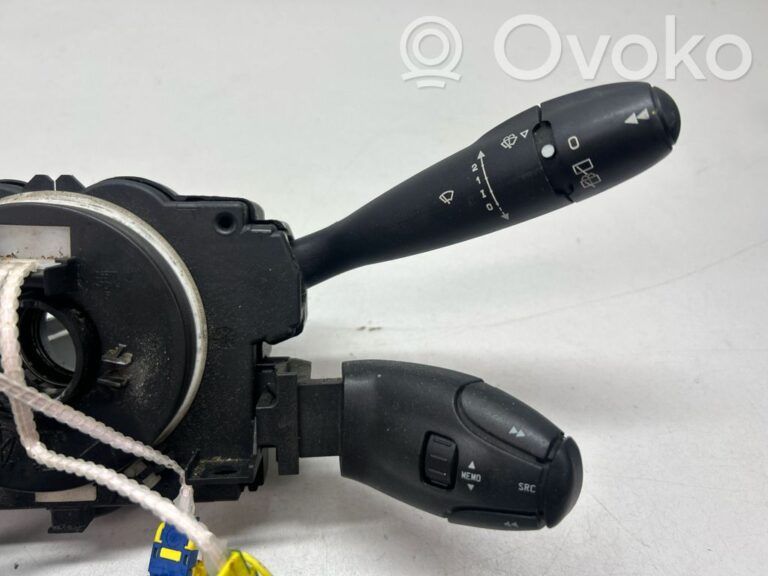d92c98a2e4a73360dd5cebacdbd45b18-585fb2bac6178a98db2ca36f3d79f208_wiper_turn_signal_indicator_stalk_switch