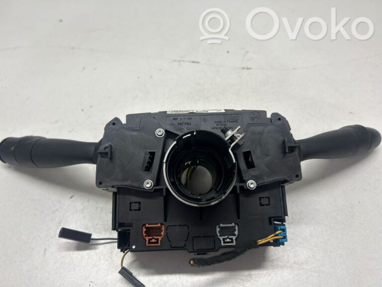 dd2c11118bf3269e347a4474b6900b83-da6f731013b05af4c0d3bfa4dcbdf9a5_light_switch