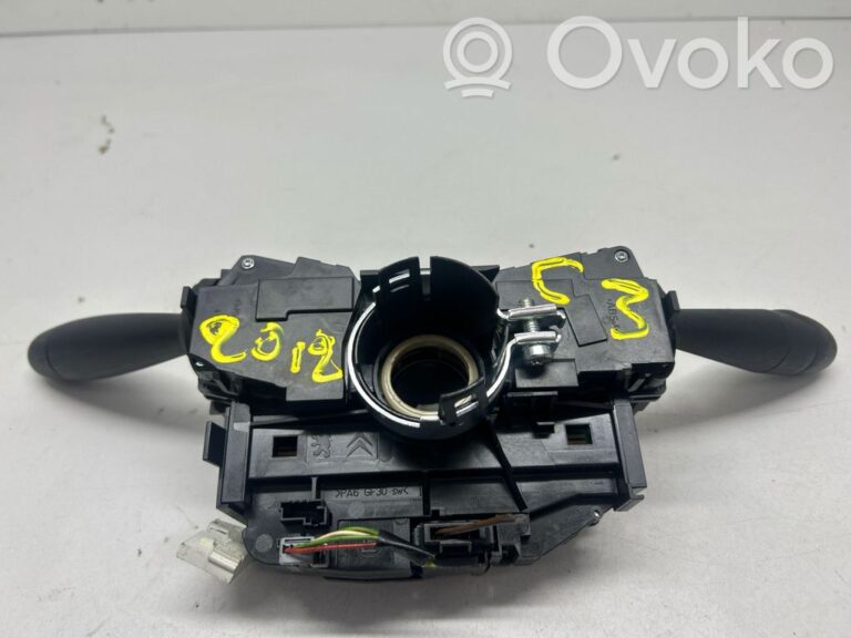 f2e66f3d124544bcf7f9874af65b99bb-5ecb89dc3fa7724466fd1664f1de60fe_light_switch