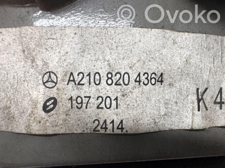 02d390d90fd5b07280d2a2e4518cbd43-27cd3f4648f678471091d0213177a845_rear_tail_lights