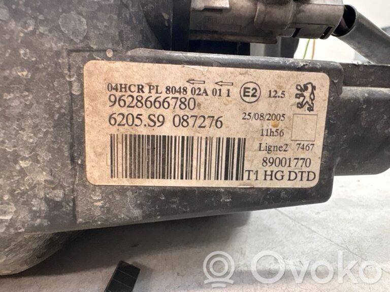 066a7335cff9c0b7e27ecb31c61e41d2-3505148e671edd100f720920f23669d6_headlight_headlamp