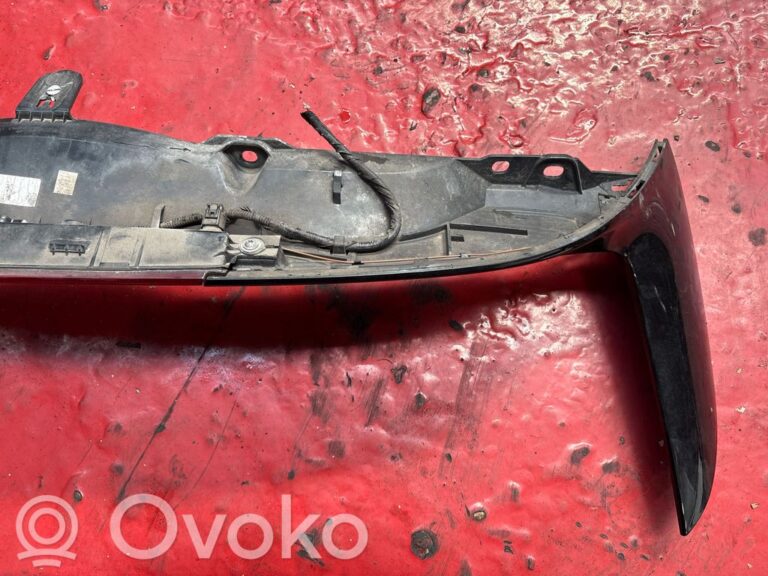 Mécanisme lève-vitre de porte arrière avec moteur