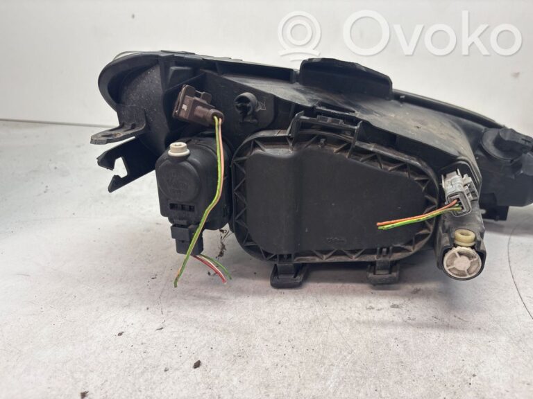 460c922a0e33b6a71bc4499cafdb6dd8-246183576194398d63305369f2aece88_headlight_headlamp