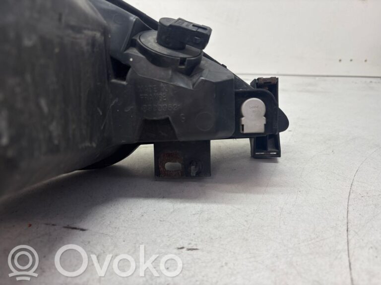 4814ce5abbde6c37e49efda2e432608e-aa6016b568b3e4466341158d43e14dde_headlight_headlamp