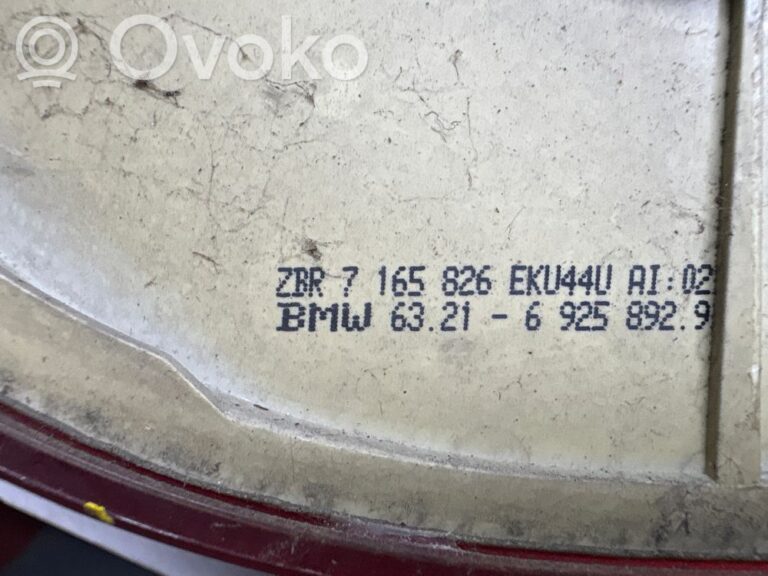 4a4465366db8eedf29bb8f01abbeb1c3-1a44e0e84a2db5fcbb4cd1e2a3bc771a_rear_tail_lights
