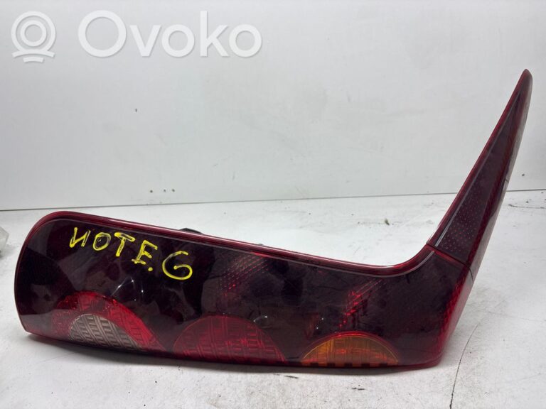86a1f37b0d898f71d0b75daa712afd2a-e1014642300c2e82f05557b24157cb73_rear_tail_lights