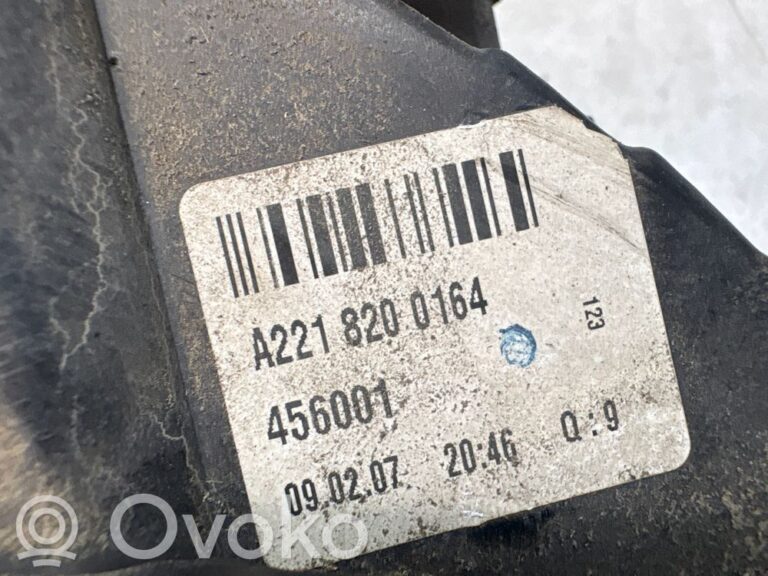 ad0886ed90b2253c4c94e1a3898034cb-07942aaf86337612cb2bff23f63a77e6_rear_tail_lights