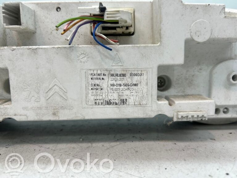 Compteur de vitesse tableau de bord