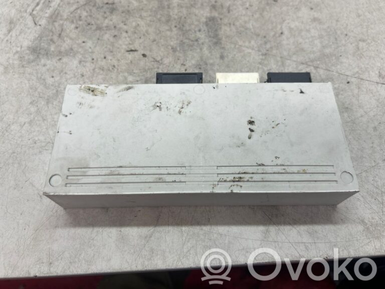 Unité de commande / module de hayon